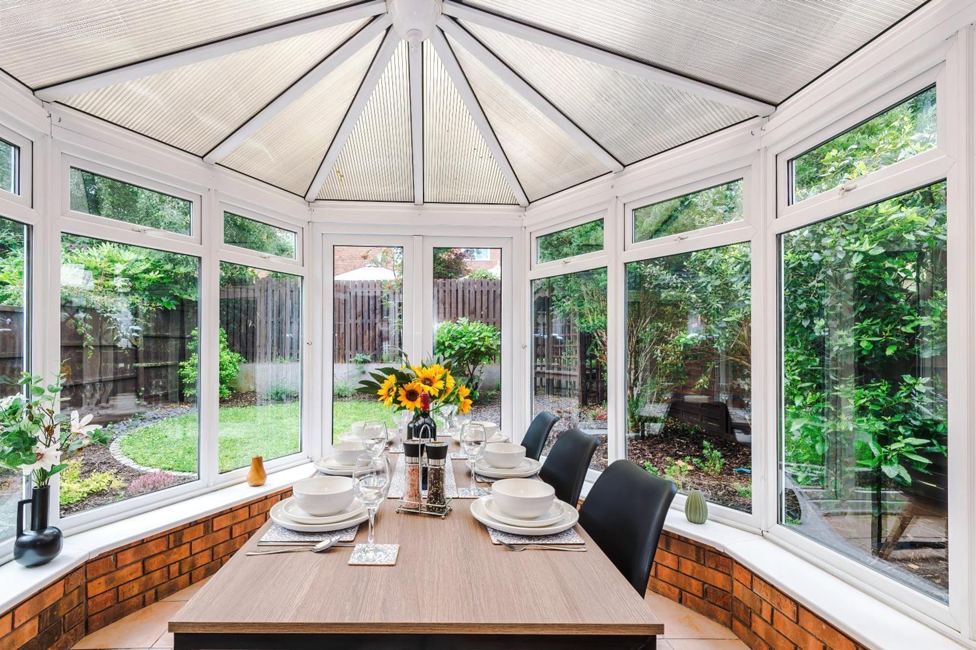 New! Stunning 3-Bed Home In Chester By 53 Degrees Property, Ideal For Groups, Free Parking! Экстерьер фото