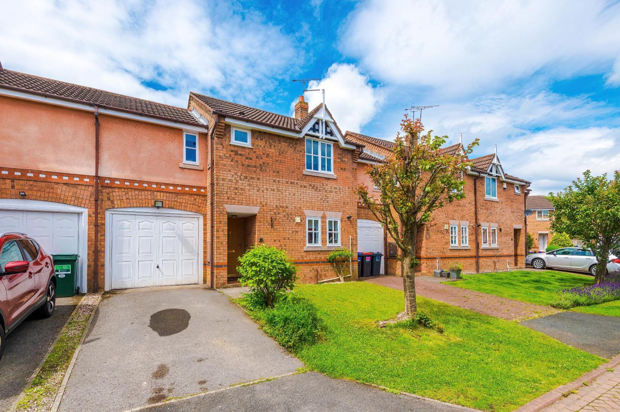 New! Stunning 3-Bed Home In Chester By 53 Degrees Property, Ideal For Groups, Free Parking! Экстерьер фото