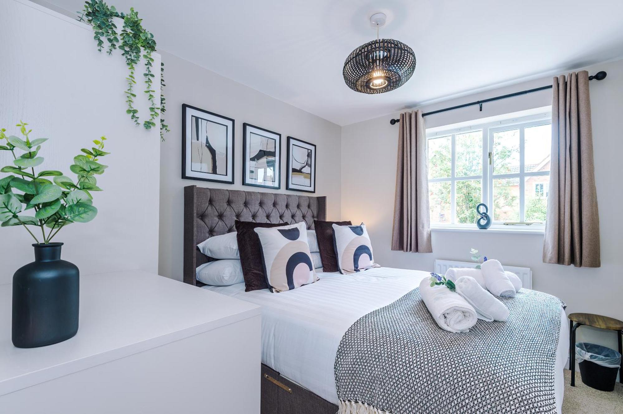 New! Stunning 3-Bed Home In Chester By 53 Degrees Property, Ideal For Groups, Free Parking! Экстерьер фото